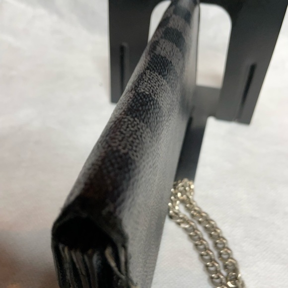 Louis Vuitton Damier Graphite Accordian - Picture 5 of 10